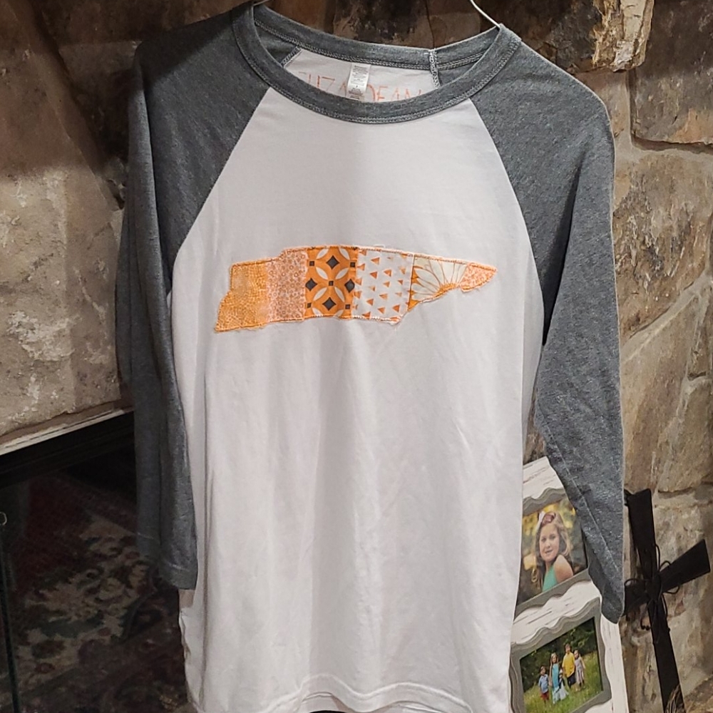 GUC Eliza Dean Tennessee Softball Tee S